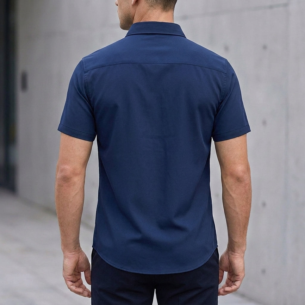 Men’s Fitted Short Sleeve Button-Up Shirt with Subtle Contrasting Trim
