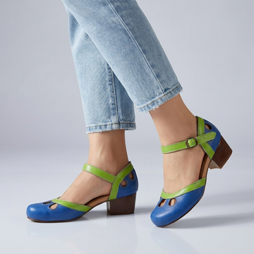 Elegant Low-Heeled Sandals with Cut-Out Detailing and Ankle Strap