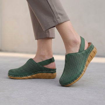 Perforated Slip-On Platform Sandals with Slingback Strap for Outdoor Leisure